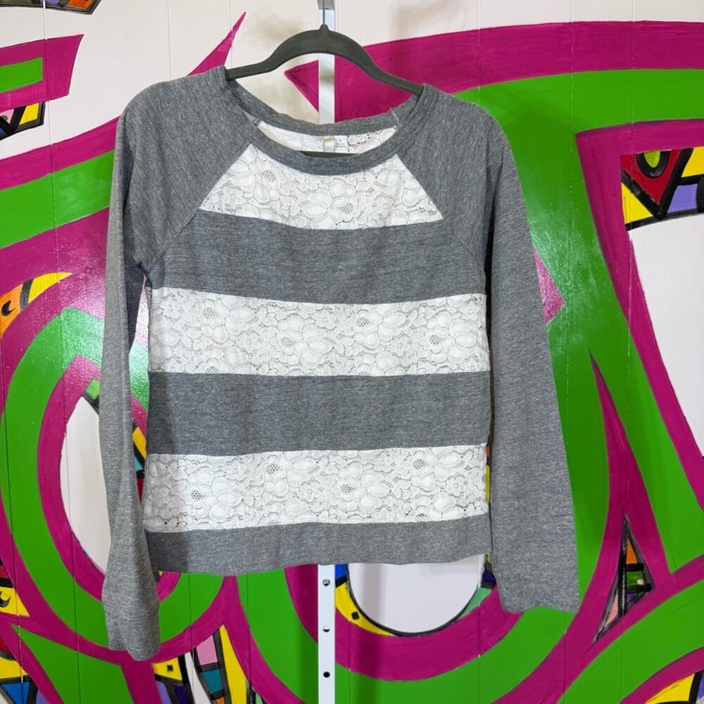 LC Lauren Conrad Gray and White Lace Striped Raglan Sweater. Size Small.